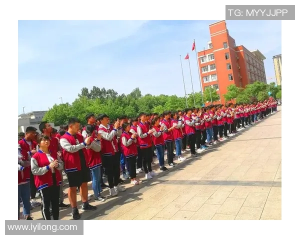 南钢与三中激战正酣谁能在这场较量中脱颖而出成为胜者 南钢与三中激战正酣谁能在这场较量中脱颖而出成为胜者